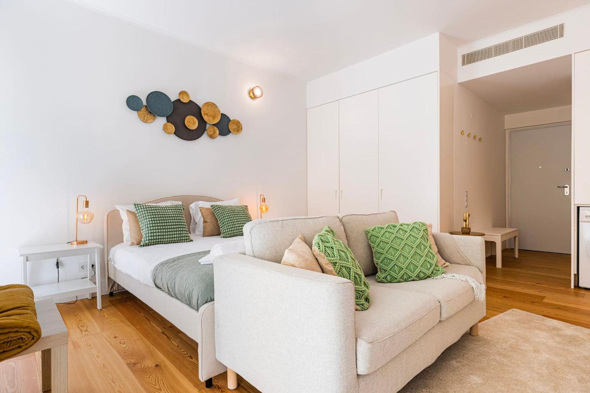 Cozy Hideout I By Innkeeper *